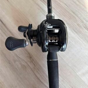 Daiwa tatula Black fishing pole originally 350!!!